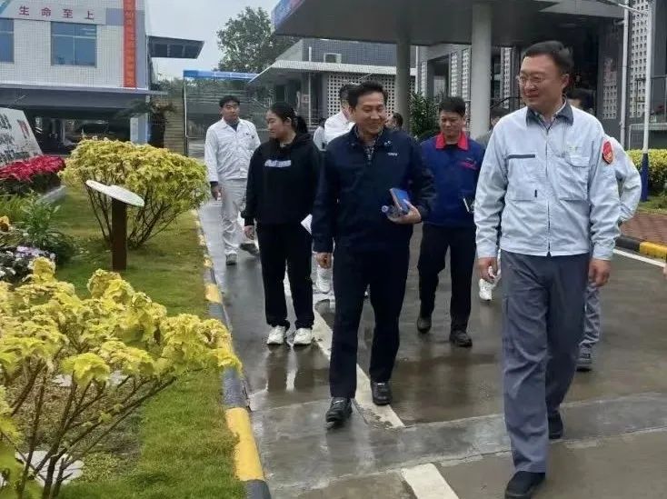 火炬工业集团园区工会互访活动圆满进行